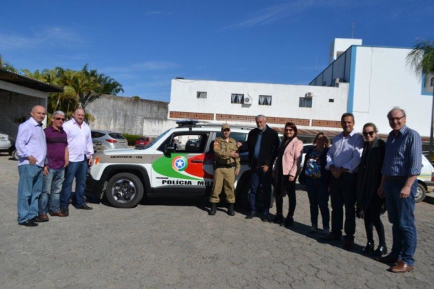 entrega viatura PM 6