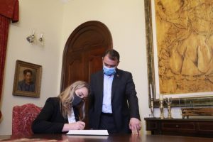 governadora interina daniela reinehr conclama uniao da sociedade catarinense 20201027 1717084133