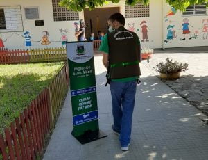 23 02 2021 Vigilância Sanitária nas escolas 13