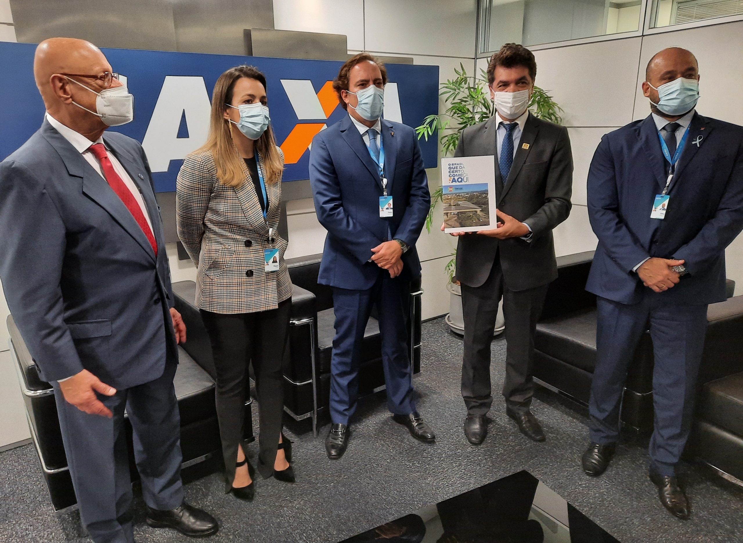 Em Brasilia prefeito Clesio Salvaro garante recursos para aniversario da cidade Foto Jhulian Pereira 2 scaled