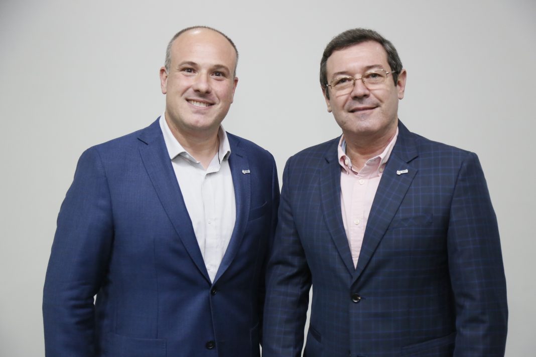 Presidente eleito, Fábio Bigolin e o presidente da Acaert, Silvano Silva