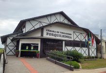 Concurso público com quatro vagas é reaberto pela Câmara de Forquilhinha