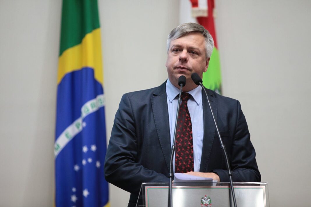 FOTO: SOLON SOARES / AGÊNCIA AL
