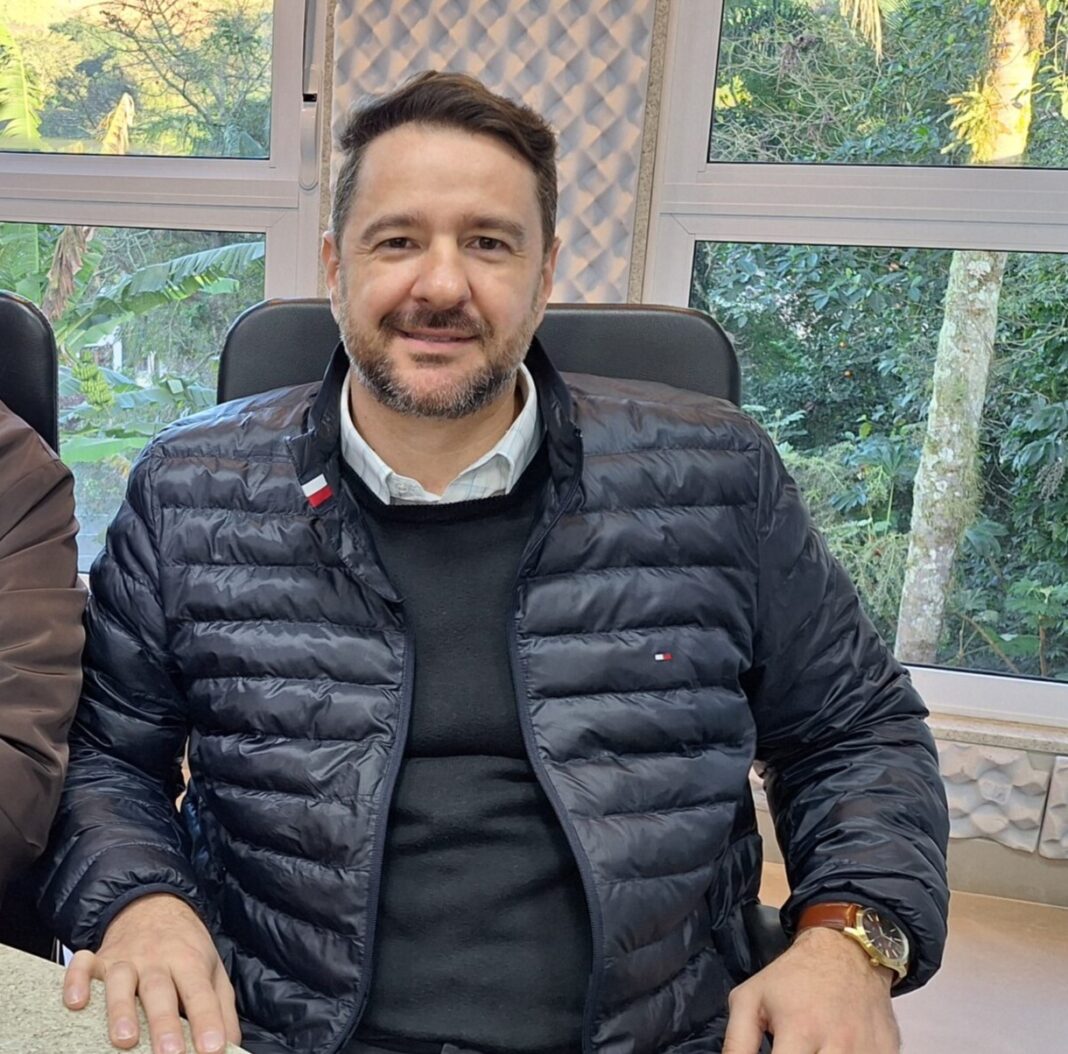 FOTO: ARQUIVO / RÁDIO MARCONI