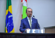 Jorginho Mello é reeleito governador de Santa Catarina em 1° turno