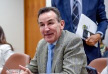 Câmara aprova uso imediato de tornozeleira eletrônica por agressor de mulher que permaneça em risco