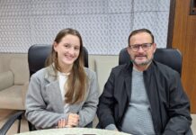 CODA: jovem relata como é ser filha ouvinte de pais surdos
