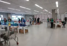 Bairro da Juventude realiza bazar com produtos apreendidos pela Receita Federal