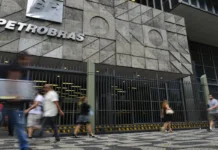Petrobras anuncia alta de R$ 0,04 na gasolina vendida a distribuidoras