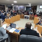Câmara de Vereadores de Urussanga realiza sessão para entrega de moções