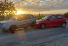 Colisão traseira entre dois carros é registada na rodovia Genésio Mazon, em Morro da Fumaça