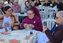 Mais de 370 participantes dos Grupos de Mães se reúnem na praça Anita Garibaldi