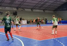Morro da Fumaça: Campeonato de Futsal Adulto Fechado começa com 16 gols na rodada de abertura