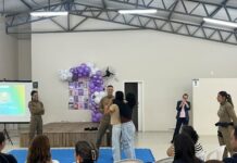 Cocal do Sul oferece aula de defesa pessoal para mulheres durante o Agosto Lilás