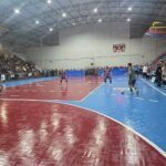 Galo Cinza vence por 8 x 7 o Barsemlona na abertura do Futsal de Urussanga