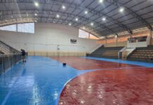 Ginásio Centenário recebe melhorias na quadra para o Campeonato Municipal de Futsal