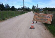 Ponte entre Morro da Fumaça e Içara é interditada para veículos pesados
