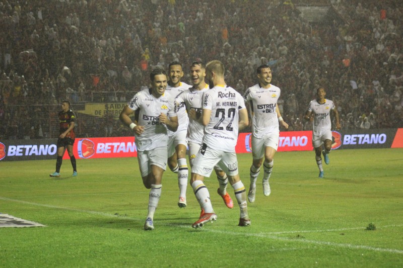 Foto: Celso da Luz/CEC