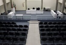 Homem que matou vítima a pauladas é condenado em sessão do júri na comarca de Criciúma